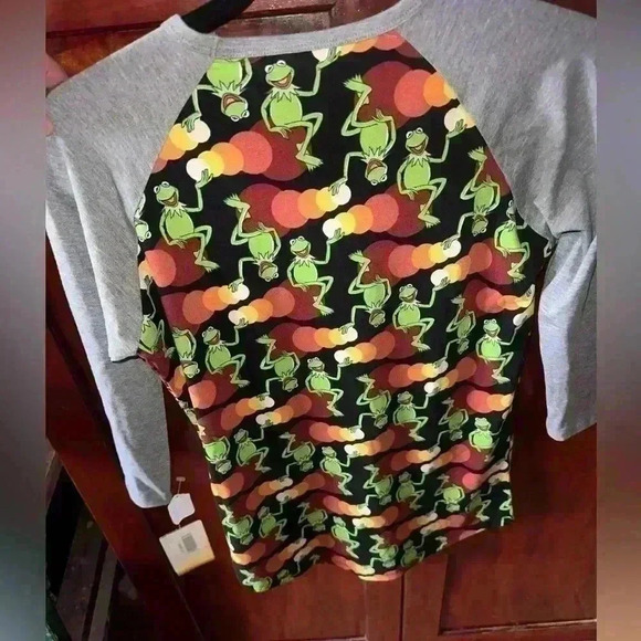 Lularoe‎ XS Kermit for Disney Randy baseball tee. Heather gray sleeves. NWT - Picture 2 of 6